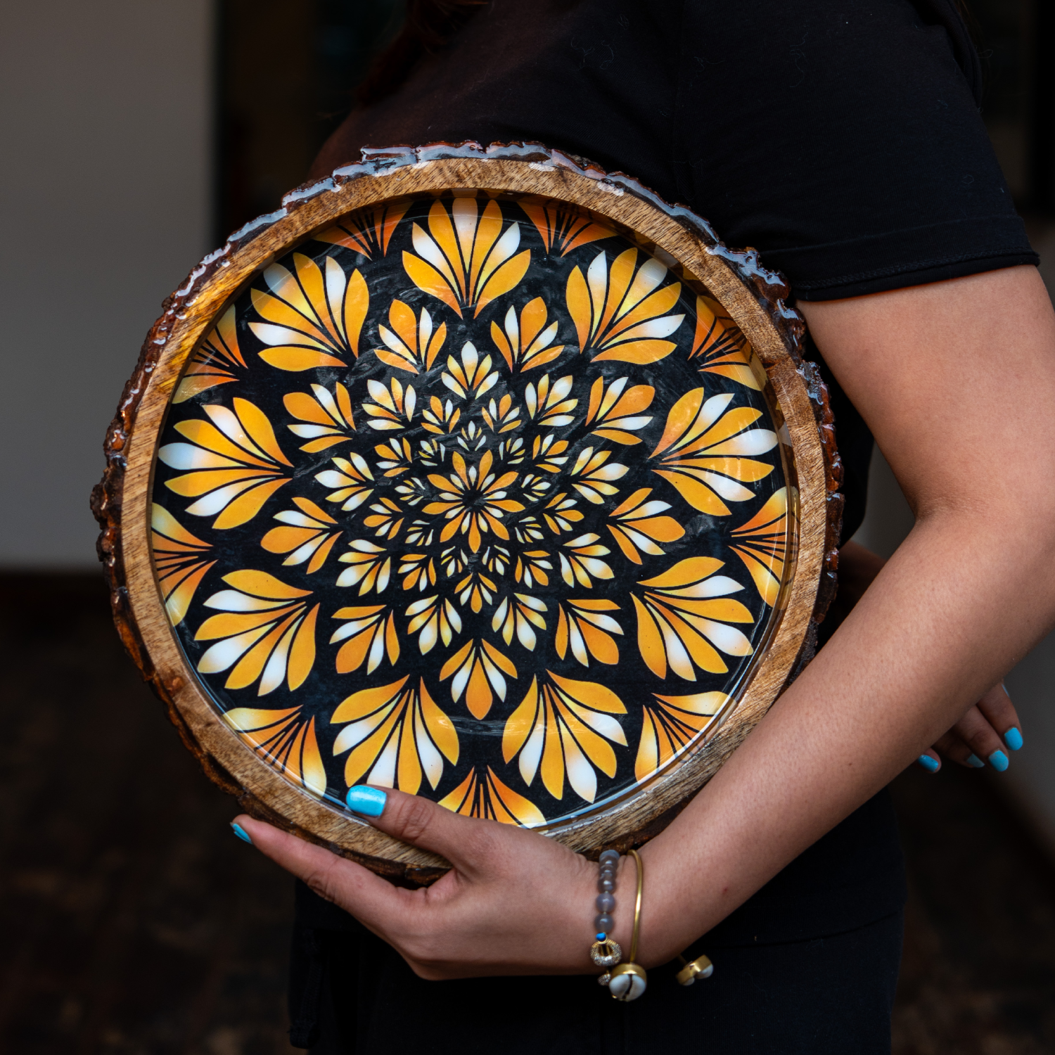 INUS Handcrafted Mango Wood Serving Tray - Round Wooden Floral Vine Design Natural Wood Food Tray for Kitchen & Dining - 12 x 12x 1.5 Inch