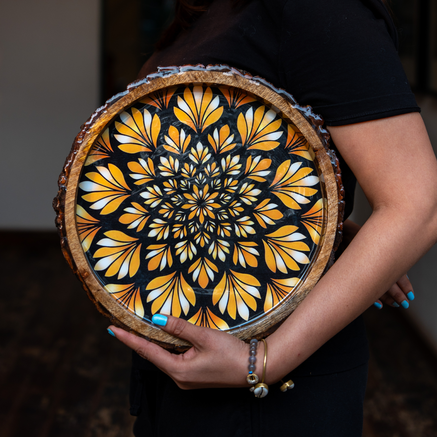 INUS Handcrafted Mango Wood Serving Tray - Round Wooden Floral Vine Design Natural Wood Food Tray for Kitchen & Dining - 12 x 12x 1.5 Inch