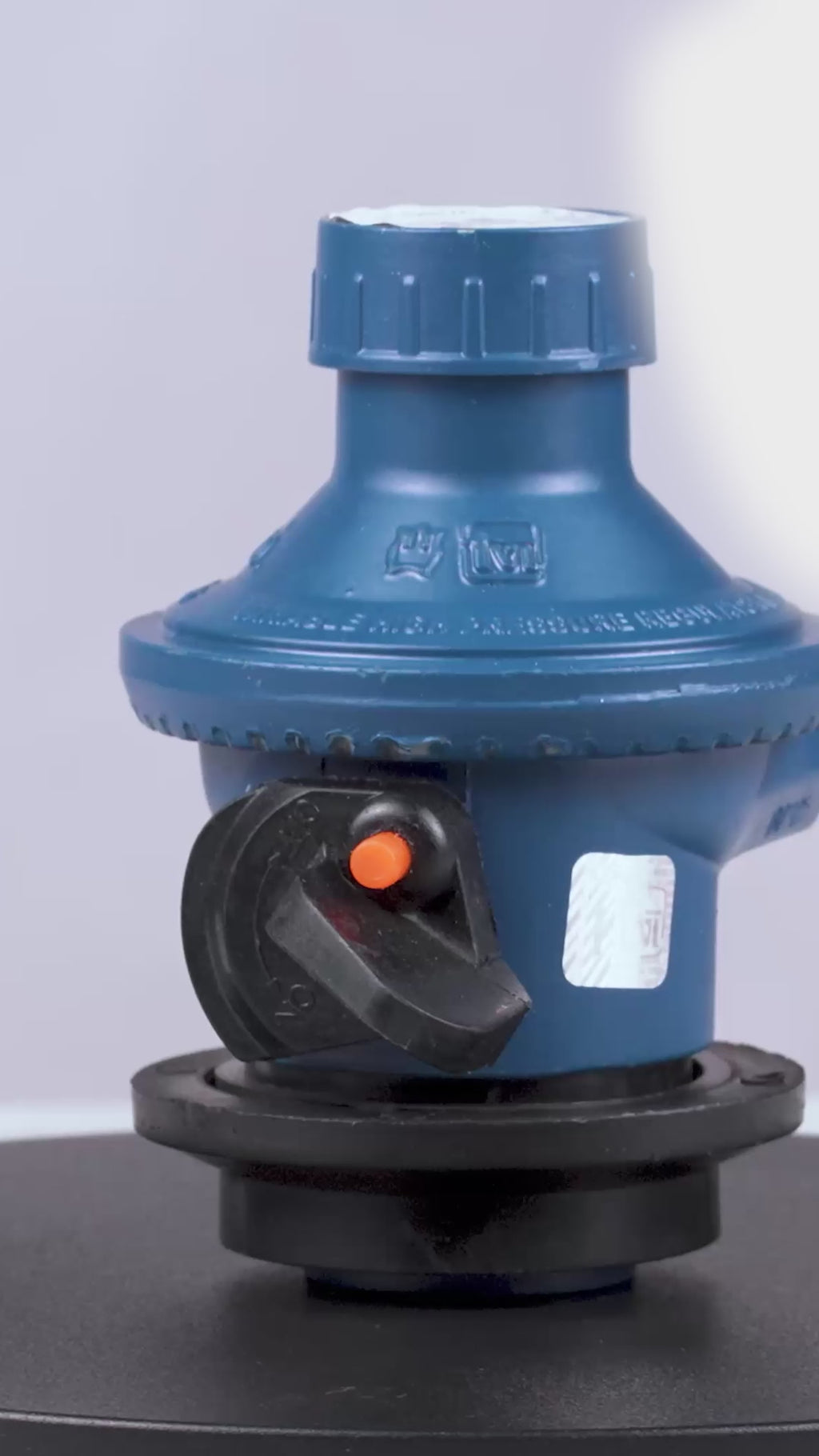 INUS Kitchen Smart and Unique Regulator with Gas Level Indicator Design with Multipoint Holding Design, with Imported Korean Zinc, Fire Safe, with Child Safety, Commercial Use Only